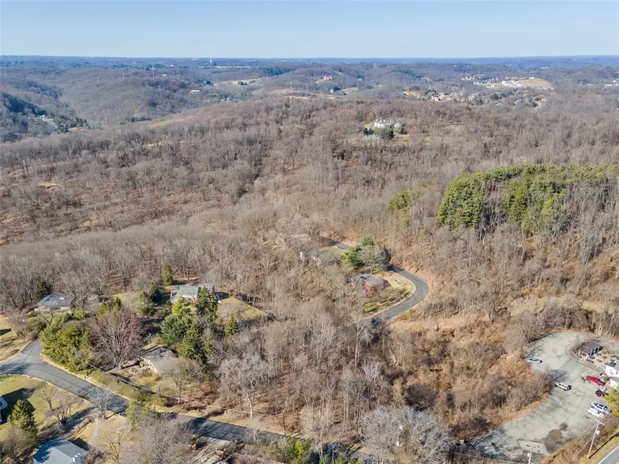 104 Chapel Crest Ter, Indiana Township, PA 15238 - Image #3