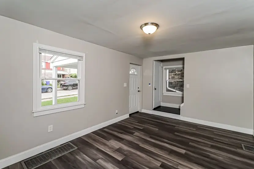 320 Fernhill Ave, Brookline, PA 15226 - Image #3