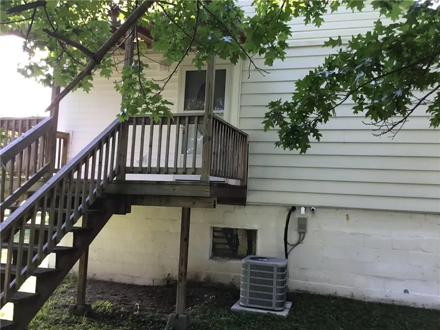 967 Josephine Ave, Chevy Chase Heights, PA 15701 - Image #2