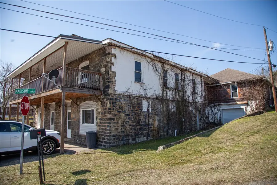 107 Madison St, Grindstone, PA 15442 - Image #3