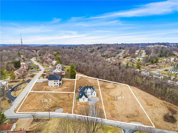 700 Circle, Upper St. Clair, PA 15241