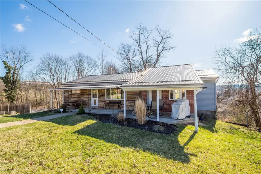 4 Ann St, Carnegie, PA 15106 - Image #2