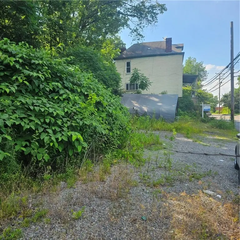 1213 Island Avenue, Stowe, PA 15136 - Image #2