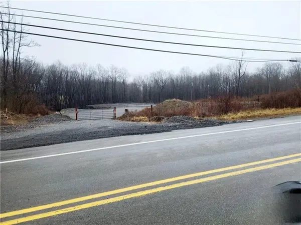 1541 Perry Hwy, Muddy Creek Twp, PA 16051