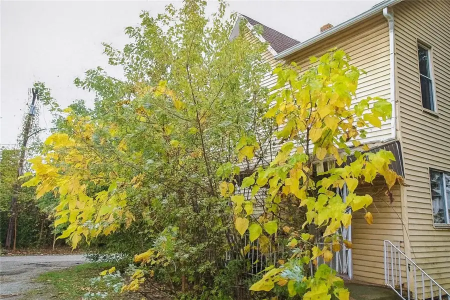 2713 Wilson St, Latrobe, PA 15650 - Image #2