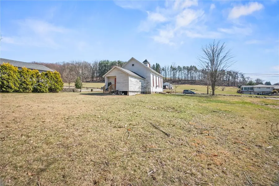 1677 Shady Plain Rd, Kiskiminetas, PA 15613 - Image #3