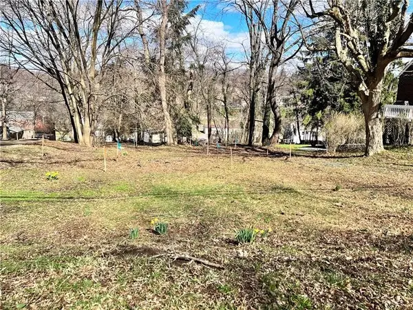 2302 Longcrest Ave., Bethel Park, PA 15102