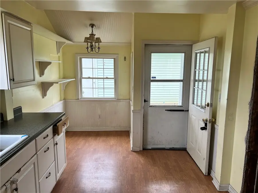 313 E 9th Ave, Tarentum, PA 15084 - Image #3