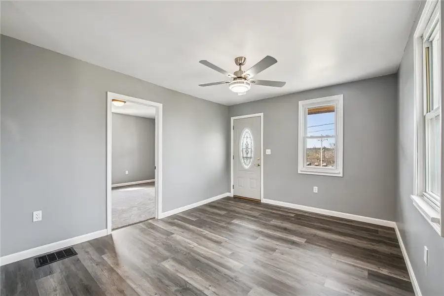 1022 Mueller Street, Bairdford, PA 15044 - Image #3