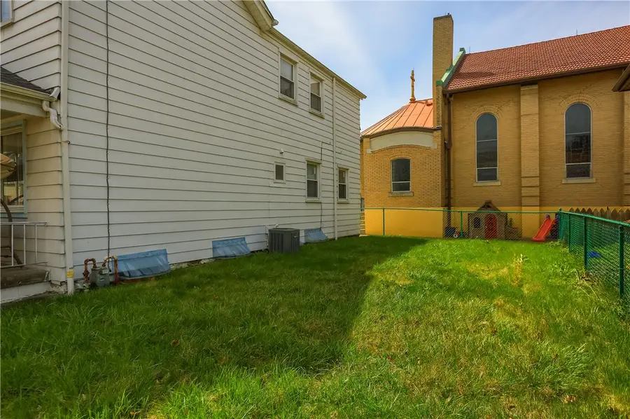 206 Walnut Street, Carnegie, PA 15106 - Image #3