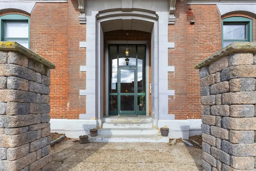 120 S 15th St #201, Pittsburgh, PA 15203 - Image #2