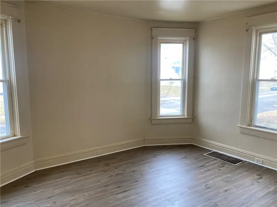 129 Park Ave, New Castle, PA 16101 - Image #3