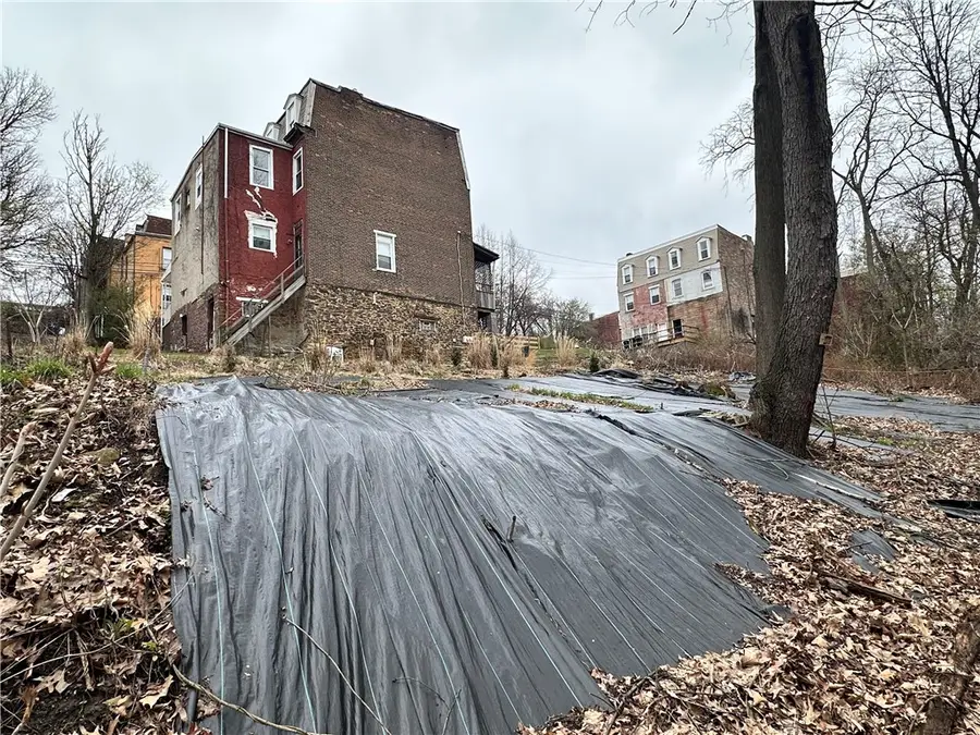 277 Plyer Way, Mount Washington, PA 15211 - Image #2