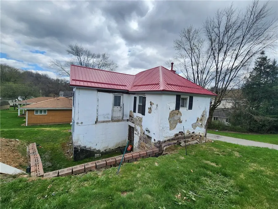 2667 Puckety Dr, Export, PA 15632 - Image #2