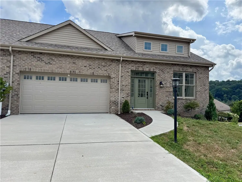 1124 Bayberry Dr, Cecil, PA 15317 - Image #1