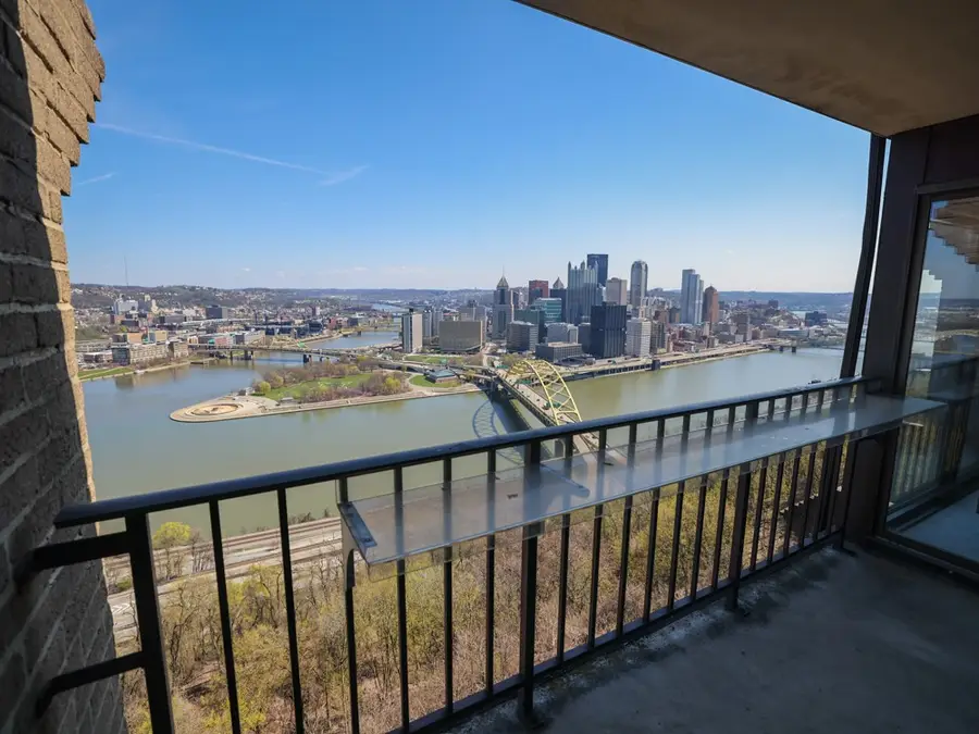 1000 Grandview Avenue #1103, Mount Washington, PA 15211 - Image #2