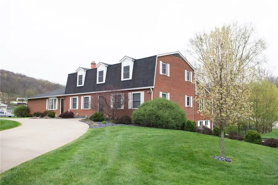 205 Crago Ave, Franklin, PA 15370 - Image #3