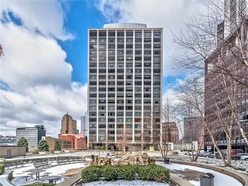 112 Washington Place #11G, Pittsburgh, PA 15219 - Image #1