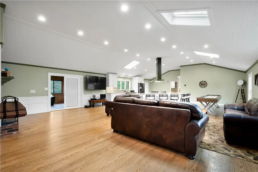 507 Buttermilk Ln, Bradfordwoods, PA 15015 - Image #3