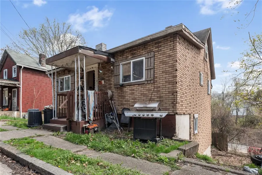 1811 Craig St, McKeesport, PA 15132 - Image #2