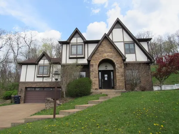 1015 Noble Pine Court, Penn Twp, PA 15085