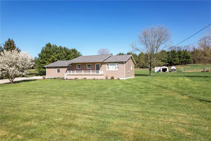240 Hamburg Road, Hempfield, PA 16125 - Image #2