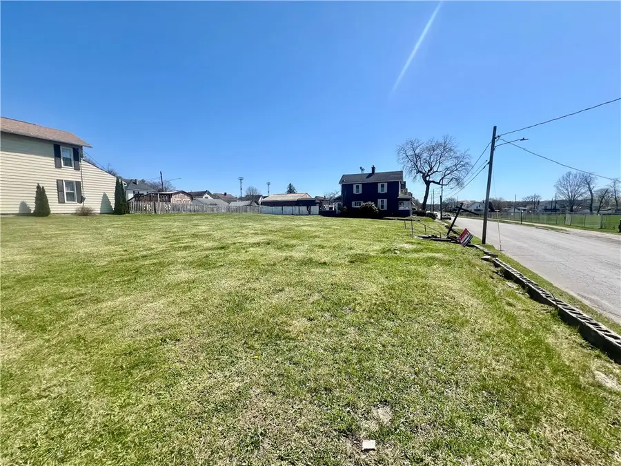 602/604 Taylor Street, New Castle, PA 16101 - Image #2