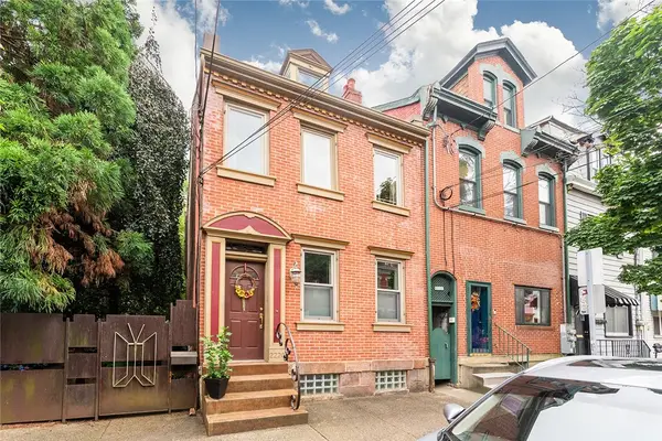 2220 Sarah St, South Side, PA 15203