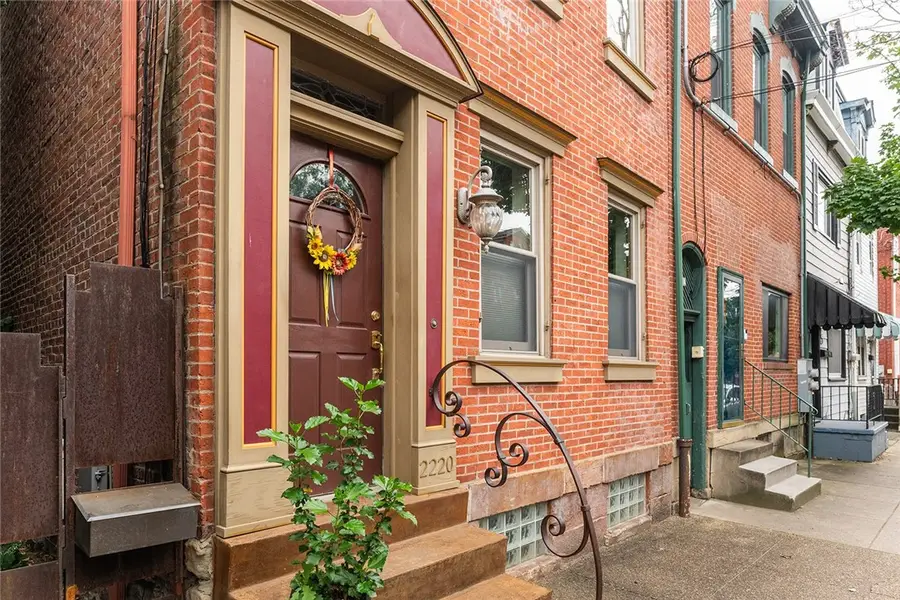 2220 Sarah St, Pittsburgh, PA 15203 - Image #3