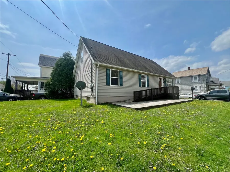 402 W Poplar Street, Grove City, PA 16127 - Image #3