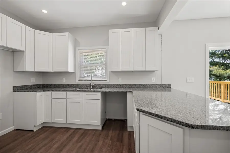 25 Scotia St, Ingram, PA 15205 - Image #2