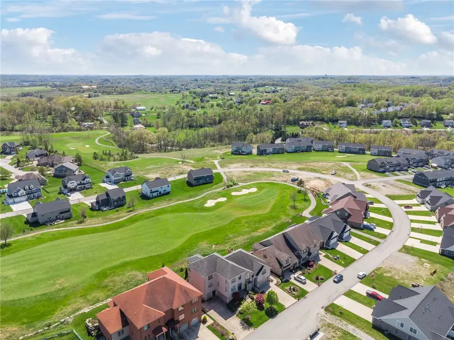 1043 Blackthorne Dr, Penn Township, PA 15644 - Image #3