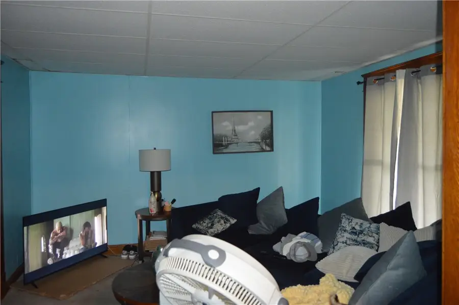 606 Chestnut St, New Castle, PA 16101 - Image #3