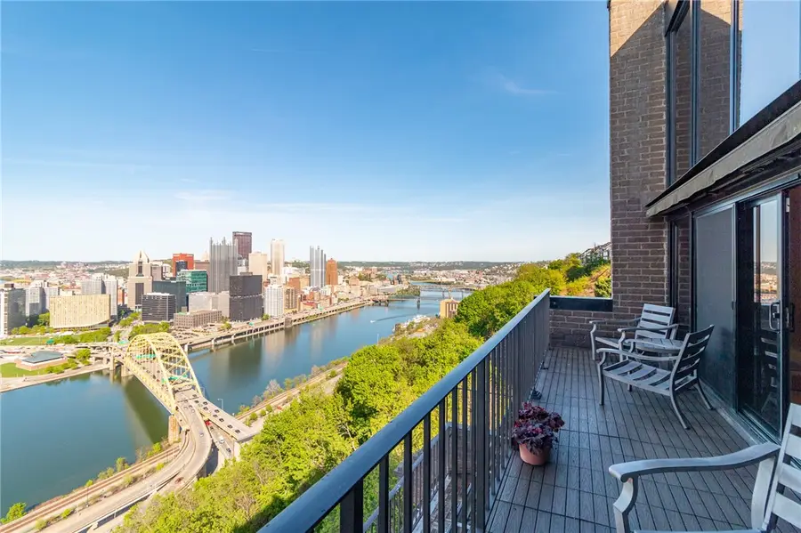 1000 Grandview Ave #1207, Mount Washington, PA 15211 - Image #2