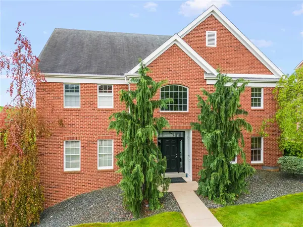 111 Singletree Dr, Peters Twp, PA 15367