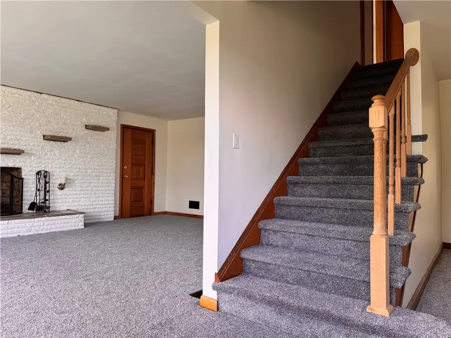 1350 George St Ext, Hermitage, PA 16148 - Image #2