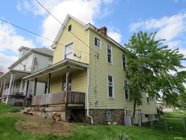 1080 Bruce St, Washington, PA 15301 - Image #2