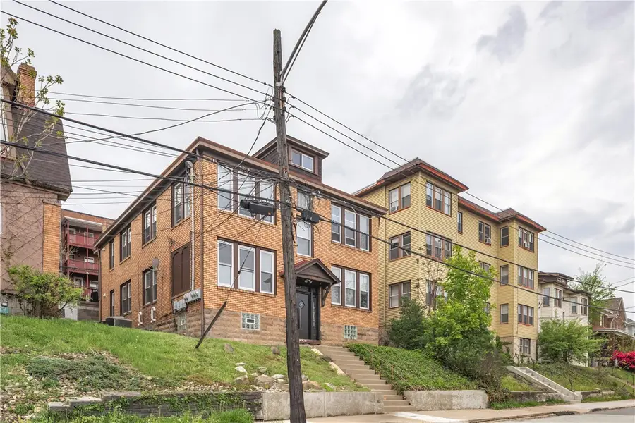 2832 Clermont Ave, Brentwood, PA 15227 - Image #3