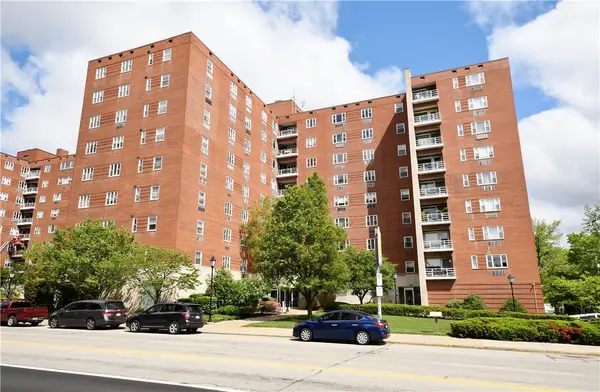 4625 Fifth Ave #202, Oakland, PA 15213