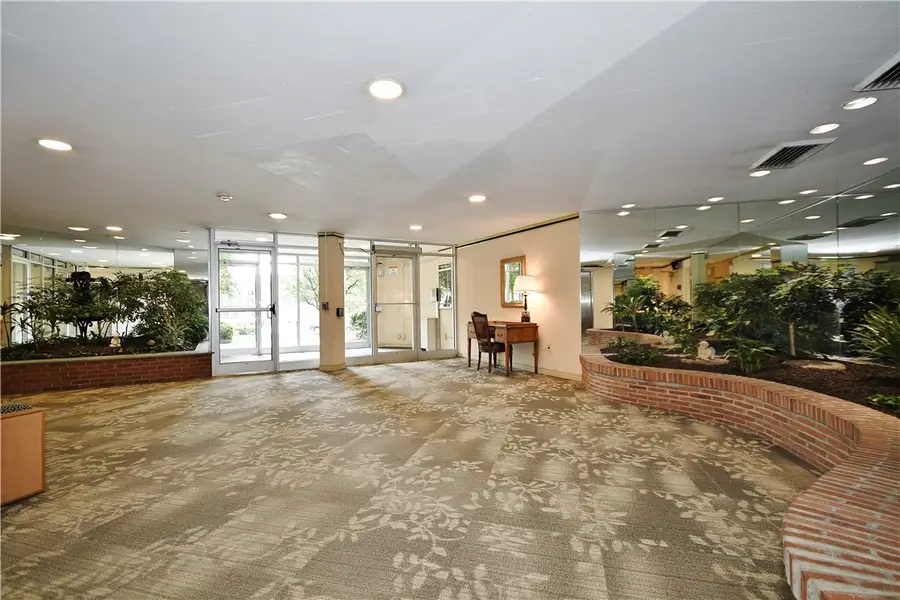 4625 Fifth Ave #202, Pittsburgh, PA 15213 - Image #3