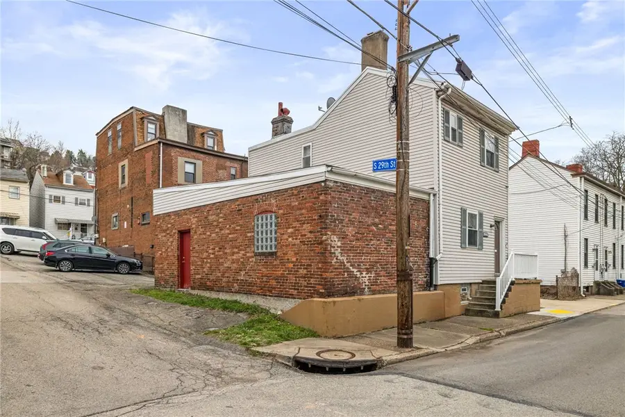 2842 Harcum Way, Pittsburgh, PA 15203 - Image #3