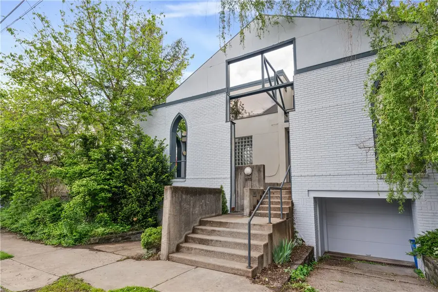 675 College St #A, Shadyside, PA 15232 - Image #2