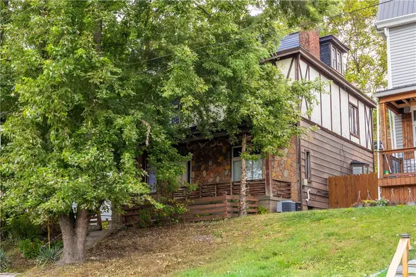 134 Kirk Ave, Carrick, PA 15227