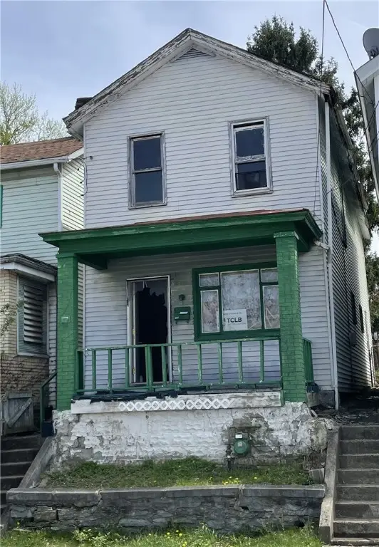 230 E 15th Ave, Homestead, PA 15120