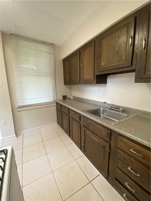 415 Lenox Ave, Forest Hills, PA 15221 - Image #3