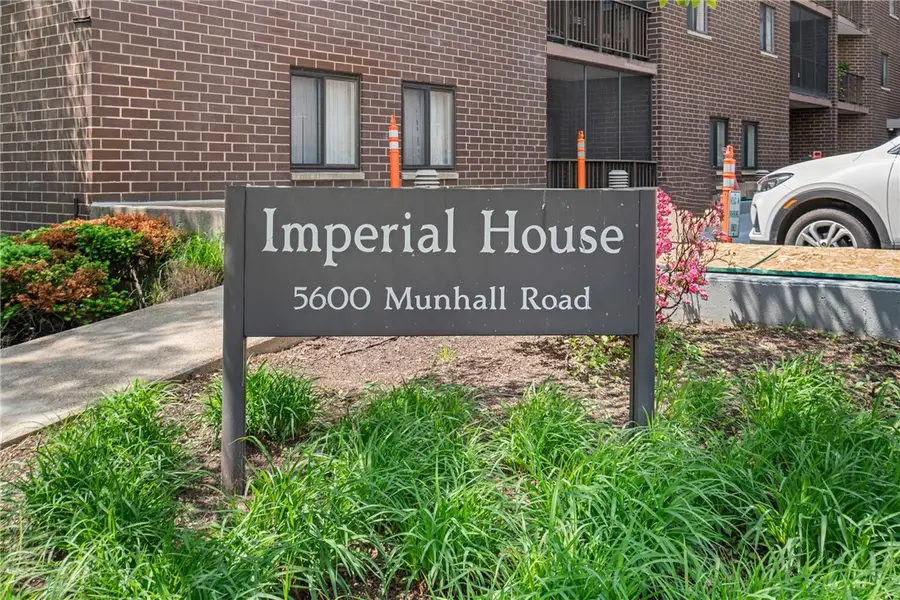 5600 Munhall Rd #606, Squirrel Hill, PA 15217 - Image #2