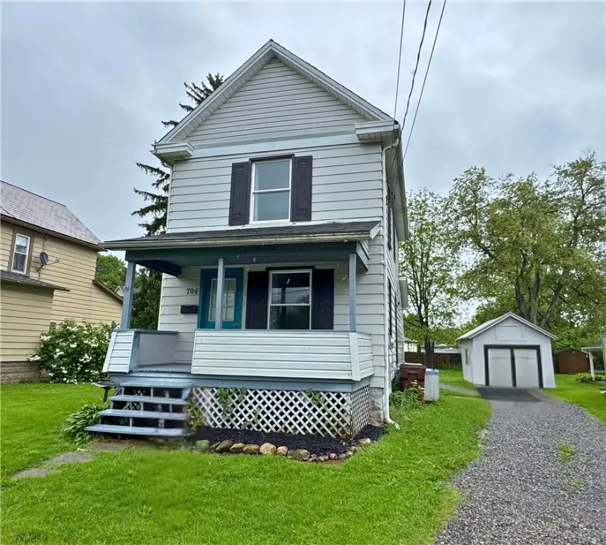 704 S Center Street, Grove City, PA 16127 - Image #2