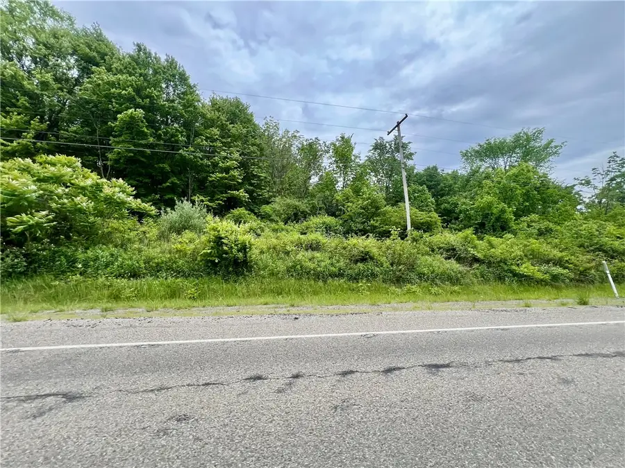 953 Perry Hwy, Muddy Creek, PA 16037 - Image #3