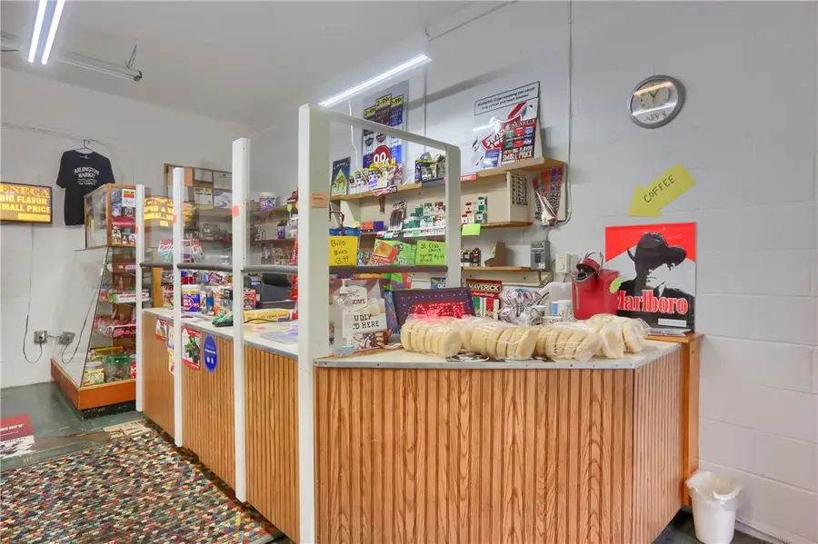 726 Arlington Ave, New Castle, PA 16101 - Image #2