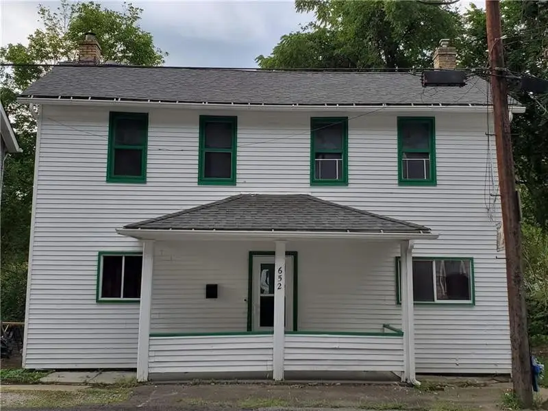 652 Bower Hill Rd, Bridgeville, PA 15017 - Image #1